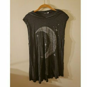 dark gray moon top with hood